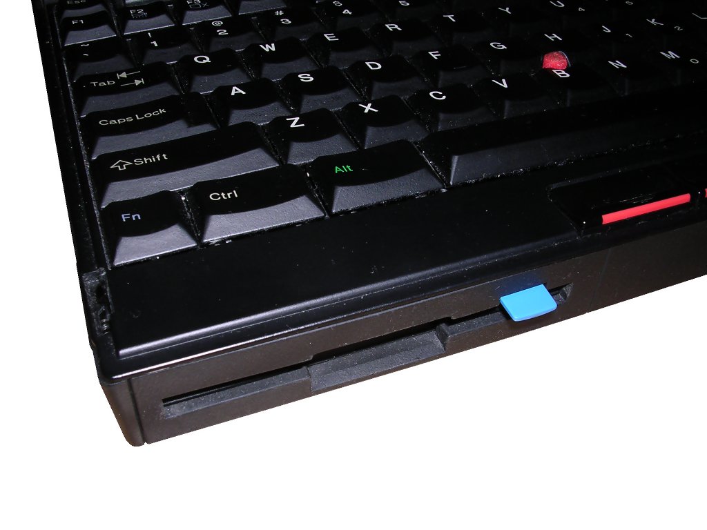 IBM ThinkPad 755CE, 755CSE-瑞邦电脑